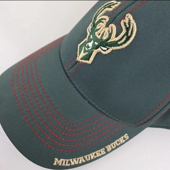 Milwaukee Bucks Hat Cap Green NBA Fitted M-L‎ - Picture 3 of 5